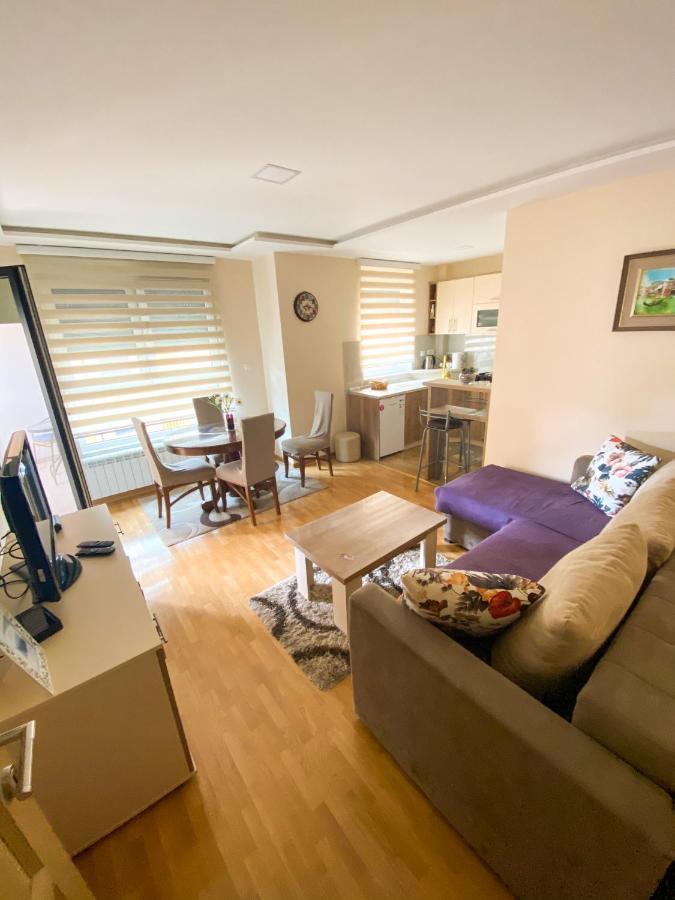Apartman Bozur ซลาตีบอร์ ภายนอก รูปภาพ